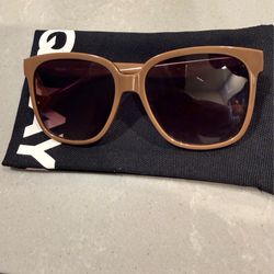 Quay sunglasses