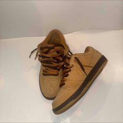 Nike Sb Dunk Low Wheat Size 9.5 