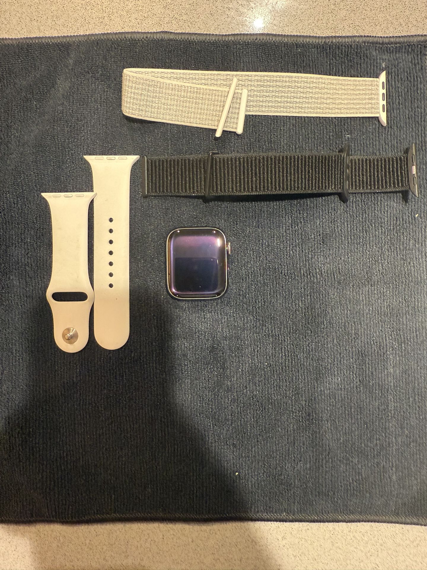 Apple Watch (Stainless Steel) Series 8 45 MM