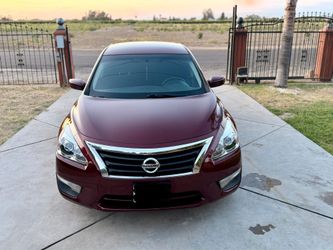 Nissan Altima SV 2013