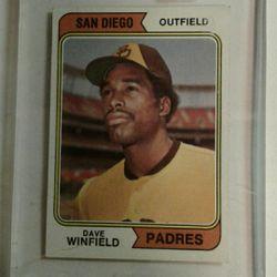 Dave Winfield ROOKIE card...1974 Topps card # 456...