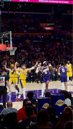 LA Lakers Warriors Opening Night 10/21 Lower Level Floor Season Tickets Sec 103 Row 6