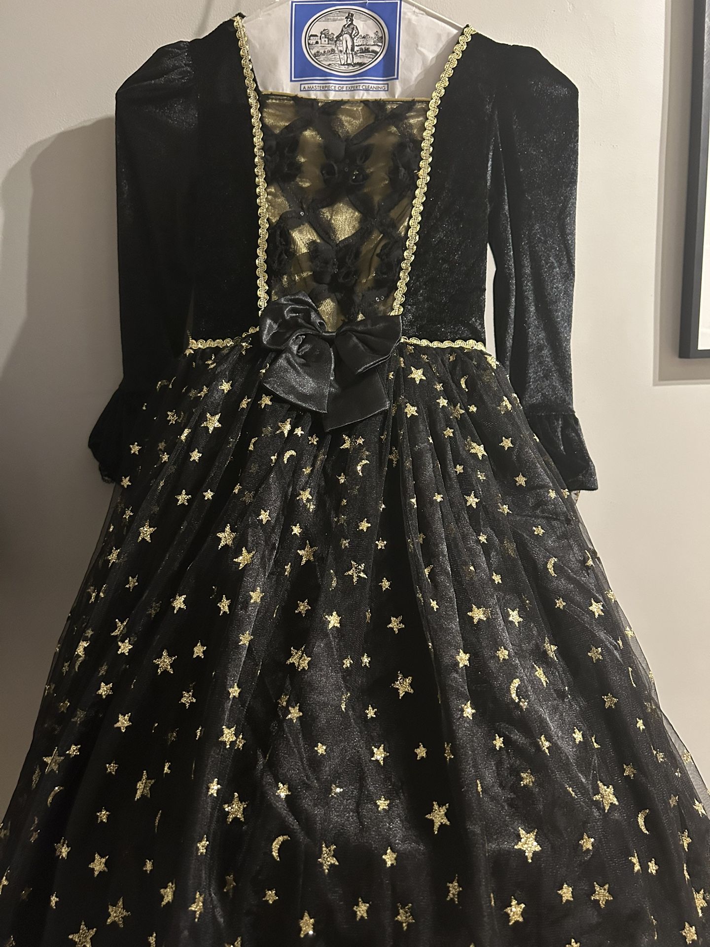 Girls 5/6 witch halloween Costume
