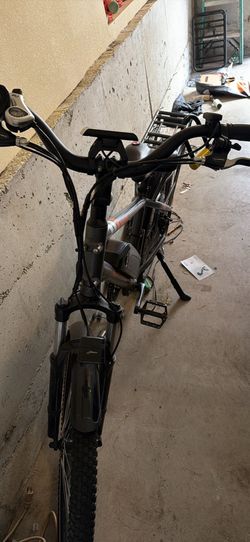 ALL INCLUDED Rad power bike/ bike locks /bike bag & rear basket