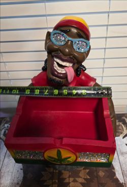 Rasta Figure Resin Ashtray with Cannabis Leaf