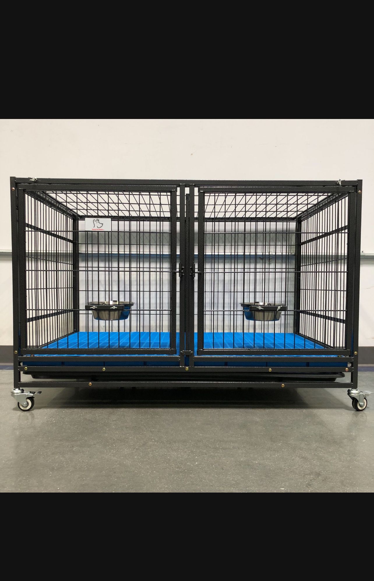 Dog Cage Kennel Size 43 With Divider Feeding Bowls Plastic Grid And Wheels New In Box 📦 