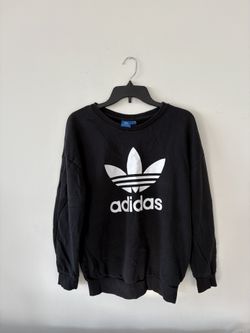 LIKE NEW BLACK ADIDAS SWEATER 