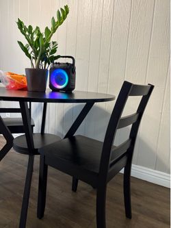 Mini black dining table