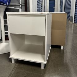 2 Modern White Nightstands