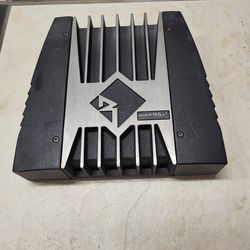 Rockford Fosgate Amp