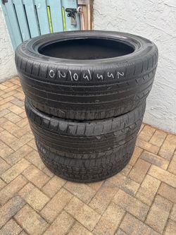255/50/20 Used