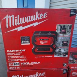 Milwaukee M18 2845-20 3600-Watt/1800-Watt Battery Powered Power Supply Generator (New, Tool Only)
