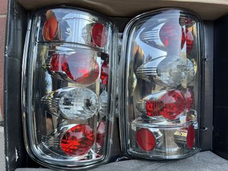 Suburban, Tahoe, Yukon Tail Lights