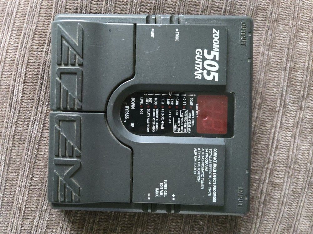 Zoom 505 Guitar Pedal