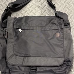 Tumi Tech Messenger Bag - Used Twice, Near New
