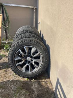 Chevy wheel (OEM)