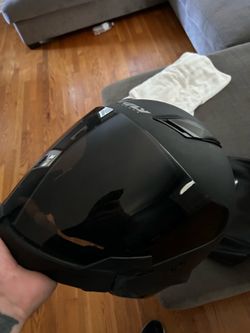 Motorcycle helmet