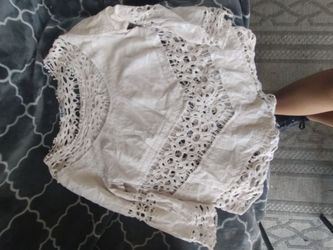 White Lace Trim Crop Top