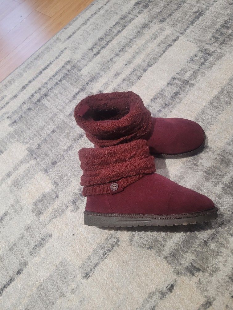 Boots Size 8