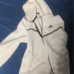 White Nike Tech Medium