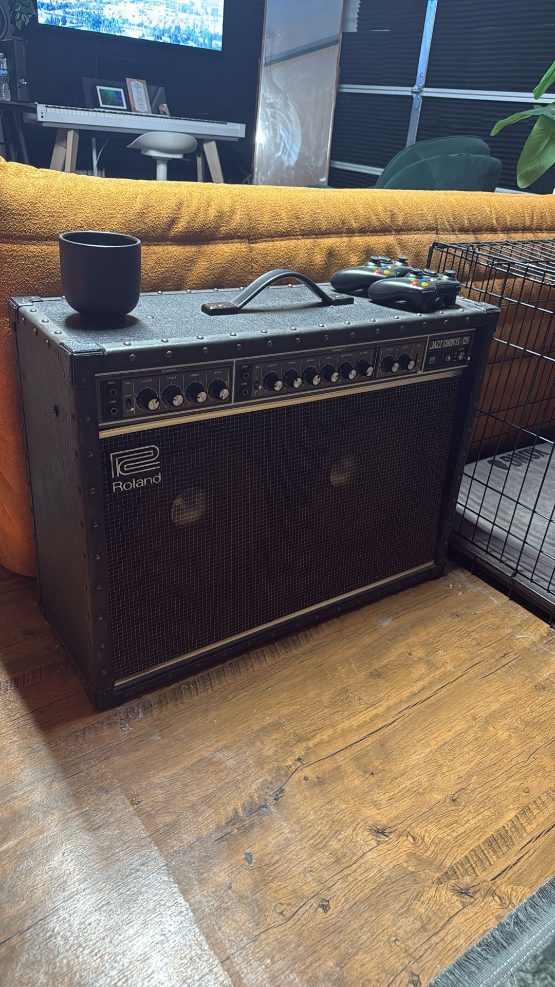 Roland Jazz Chorus 120