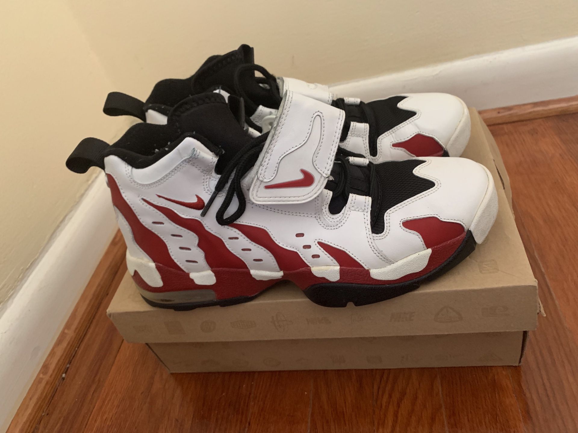 Air DT 2 size 10 excellent condition