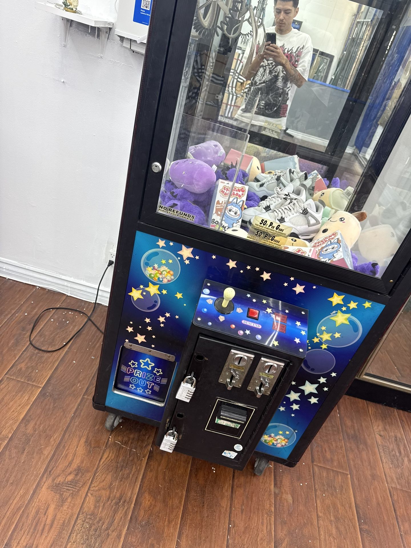🎯 Claw Machine For Sale — Comes With Established Location! — $1,250