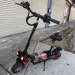 METAMOV E SCOOTER 1200W-SPEED 35MPH-RANGE 50MILES-REMOVABLE SEAT