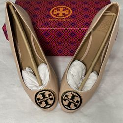 TORY BURCH BENTON 2 BALLET FLAT GOAN SAND/GOLD LOGO SZ 7