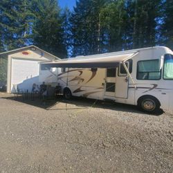 2004 Dolphin 5355 Workhorse