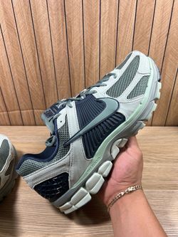 Nike Air zoom Vomero 5