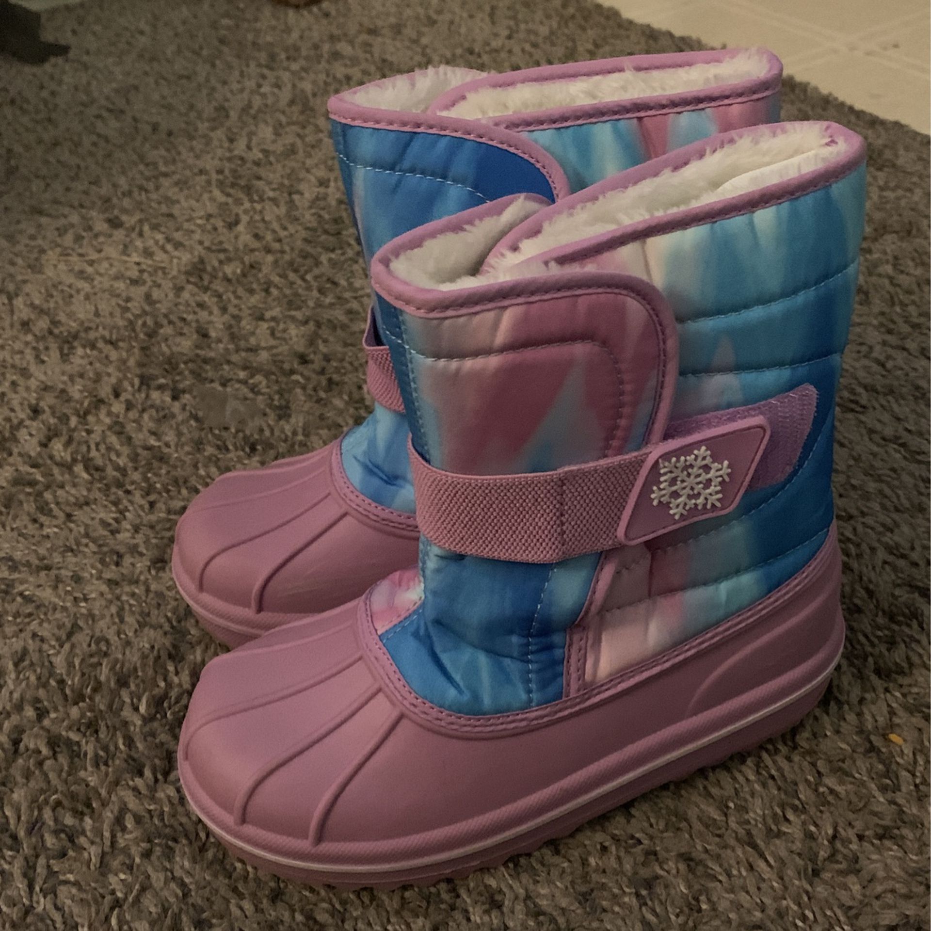 Snow Boots ! Size 13 Girls 