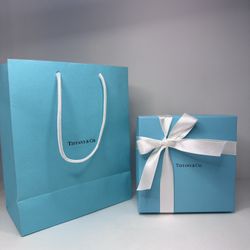 Tiffany & Co Elsa Perreti 6 oz Thumb Glasses Set of 2 with gift packaging 