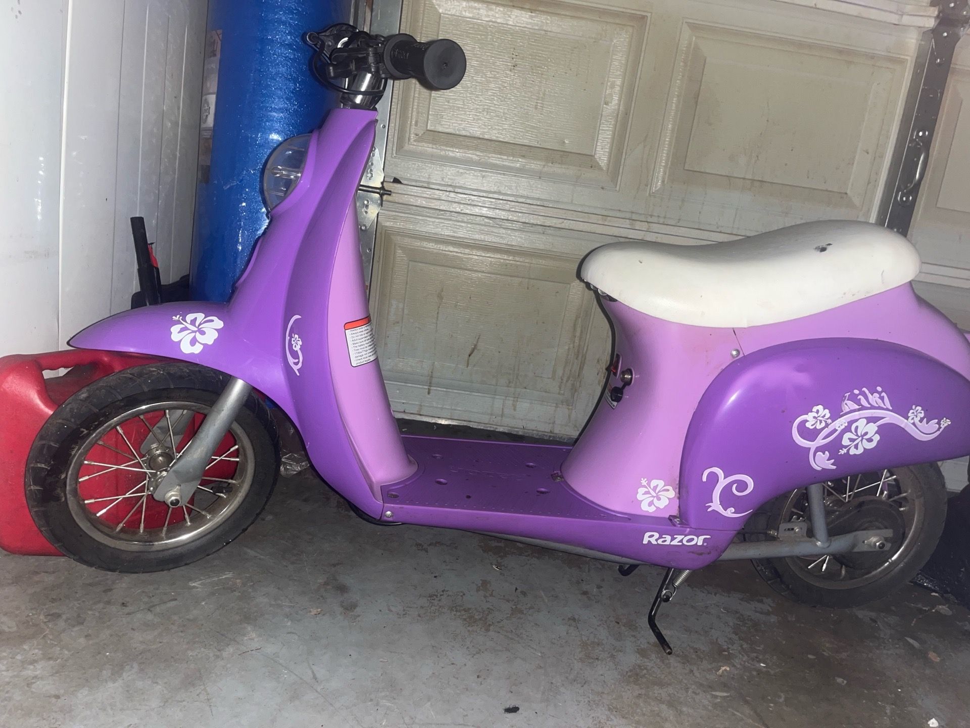 Electric scooter