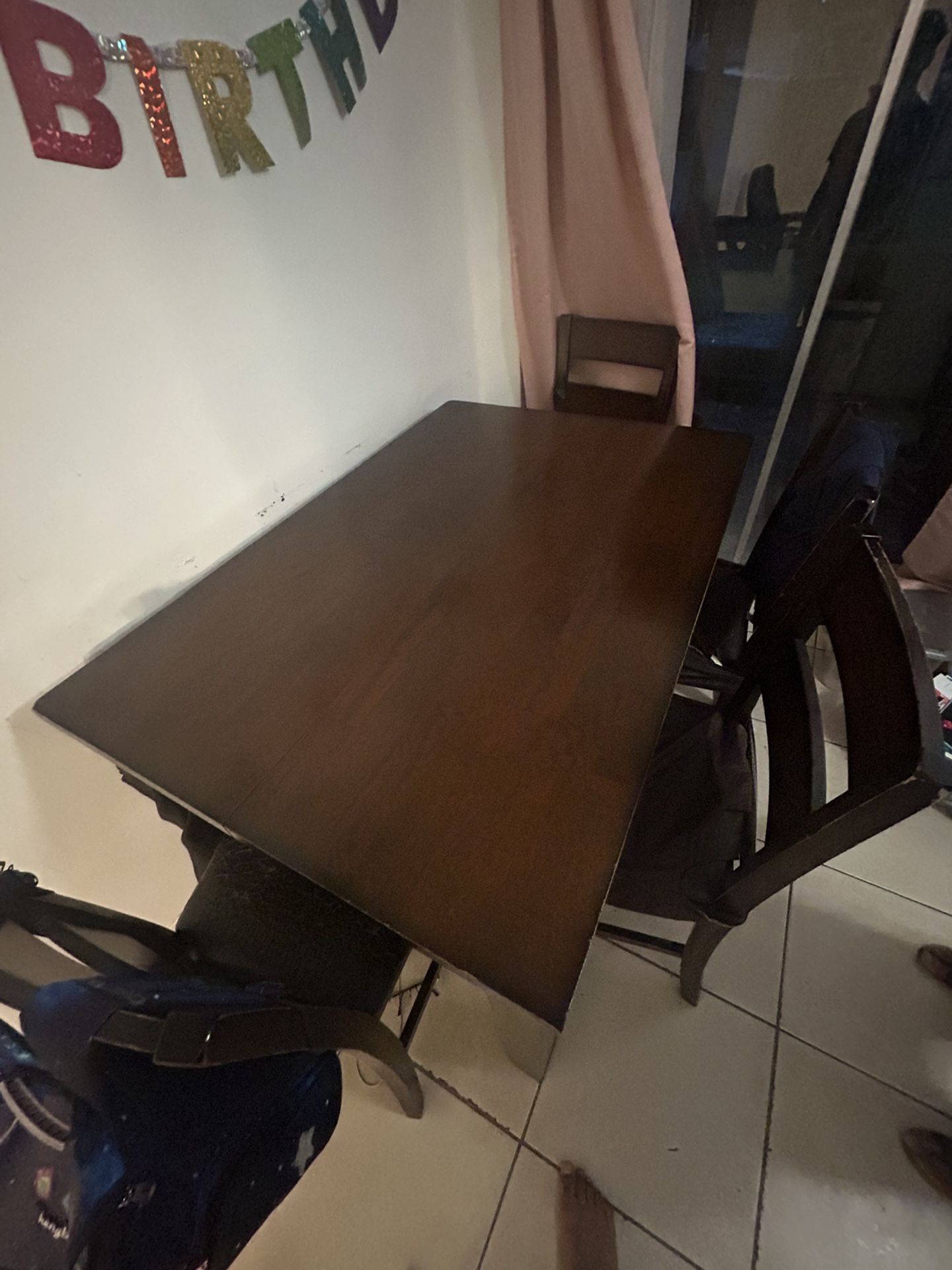 dinning table also expandable