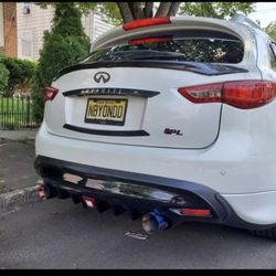 infiniti fx35 fx37 fx50  Qx70   09-012 Rear Diffuser 