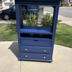 Beautiful Navy Blue Dresser / Media Cabinet – Fully Refurbished!