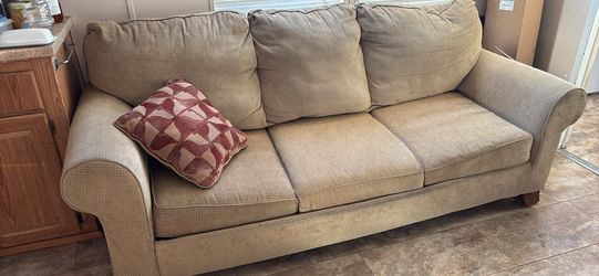 Couch for sale, pull out, double bed.