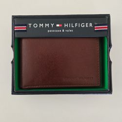 Man's wallet 