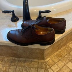 Mephisto Men’sA size 10 1/2 like new