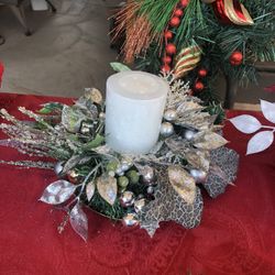 Silver Centerpiece With White Candle 