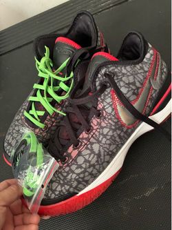 Nike  LeBron men