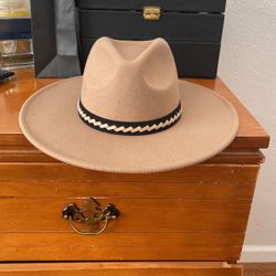 Women’s Hat