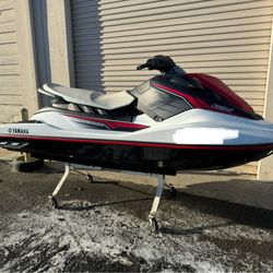 2019 Yamaha Ex Waverunner Jetski 