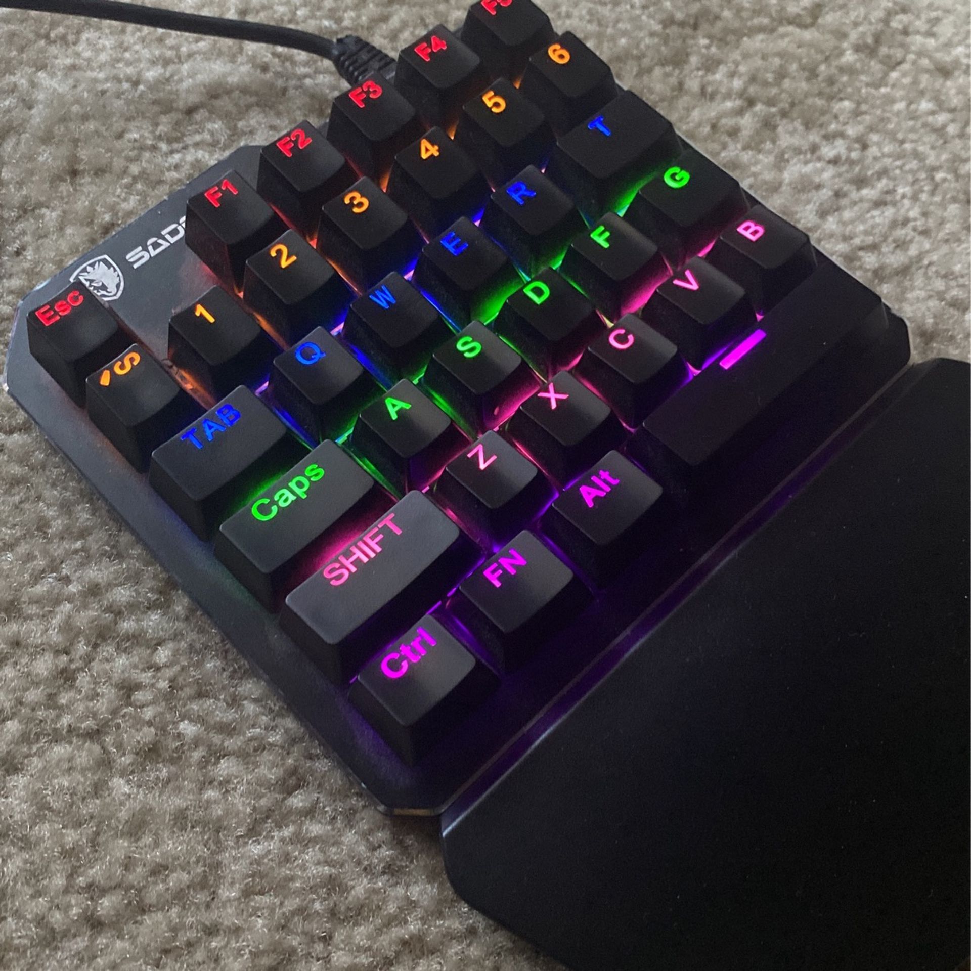 Mini LED gaming keyboard