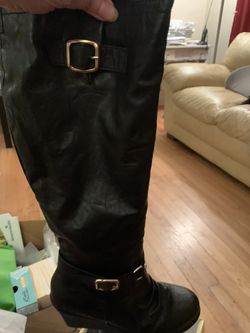 Dr. Schools Black Boots Never Worn