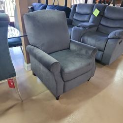 Push Back Relciner HUGE SALE 