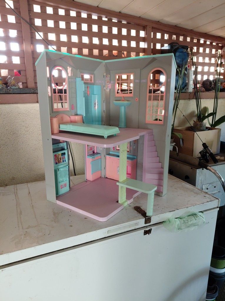 Barbie House