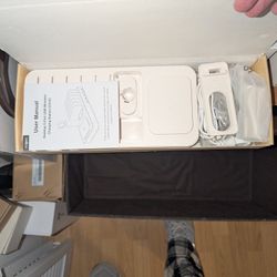 Desktop 5-port Desktop Charging Station New In Box