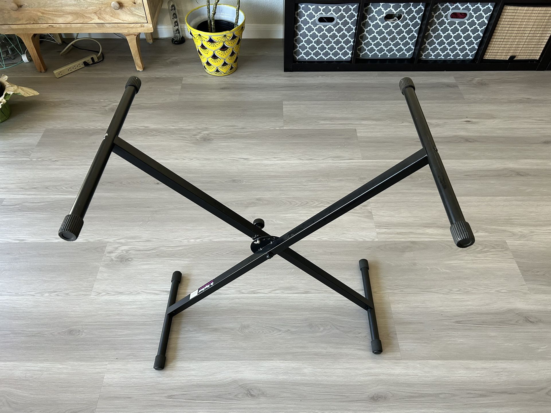 On Stage Single X Musical Keyboard Stand
